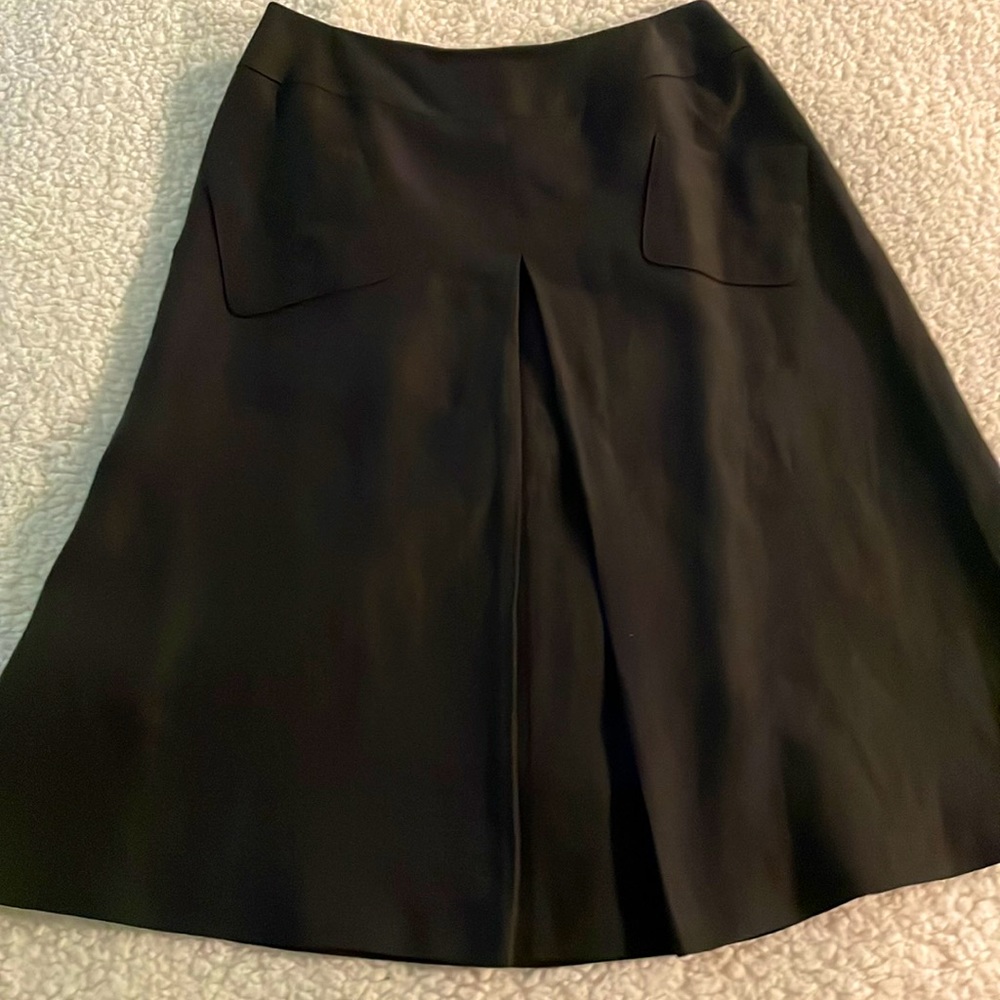 Black linen center pleat skirt
